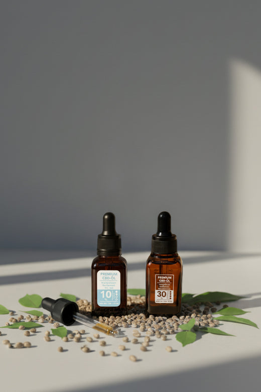 CBD Öl Tropfen von CBDSÍ nebeneinander