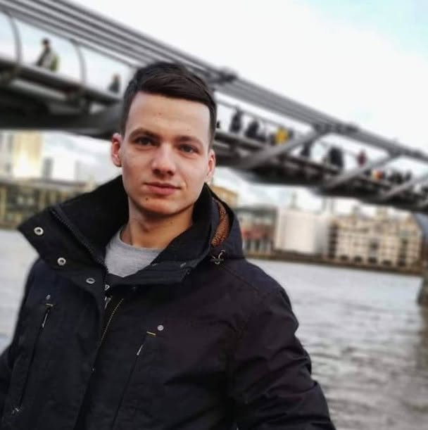 Jona Decker, Autor und Redakteur